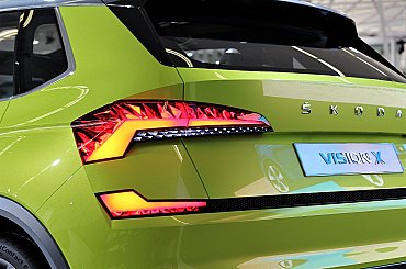 Za volantom elektrickej Škody z budúcnosti. Kombíky postavili dva, jazdí však len jeden