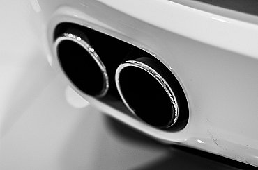 Německé automobilky se nafty nezříkají a vyvíjejí nové vznětové motory. Co je k tomu vede, když trh padá?