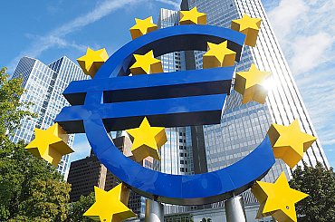 KOMENTÁR: Eurozóna sa nadýchla predtým, ako udrie Trump krutým bičom