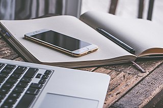 Po telefonátu je jasněji. Dukovanský megaprojekt výměnou korejského prezidenta nekončí