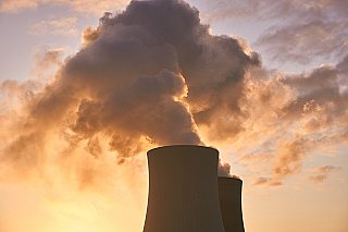 Dvacítka zemí vyzvala ke ztrojnásobení jaderné energie ve světě do roku 2050