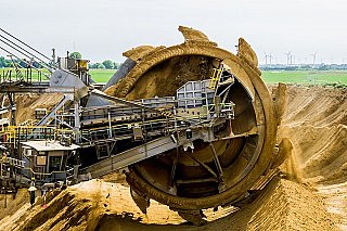 Ministerstvo prověří své rozhodnutí v kauze navážení odpadů na heřmanickou haldu